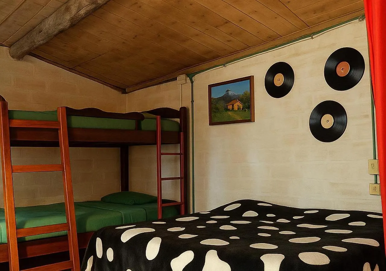 Medellin Antioquia Eco Hostel Montanita Tours & Desayuno Paisa Incluido Itagui